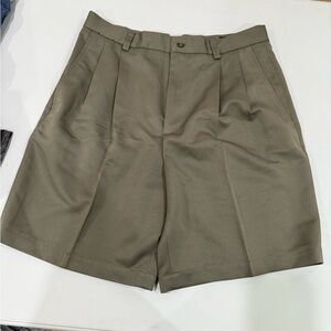 Men's 32 ClIborne shorts